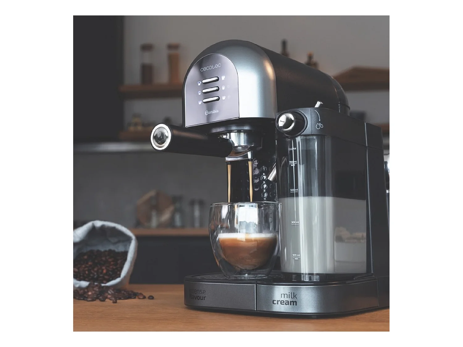 Macchina del caffè Semiautomatica Instant-ccino 20 Chic Serie Nera Cecotec