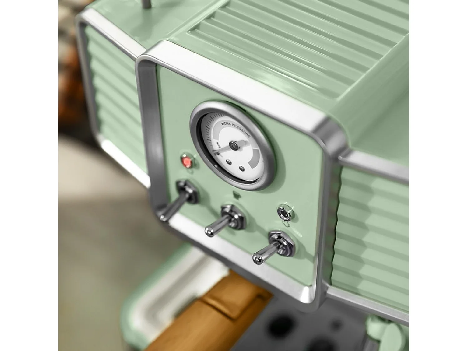 Cafetera Cecotec Power Espresso 20 Tradizionale Light 1350W 20 bar 1,5L verde