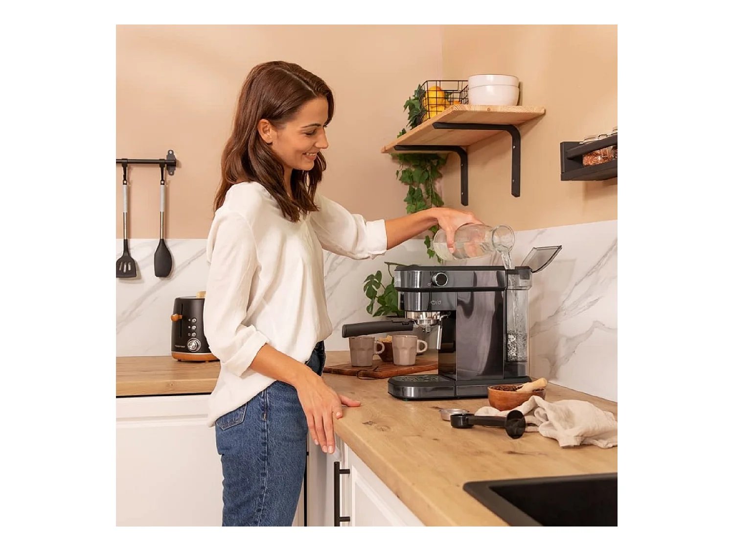Cecotec Máquina de café expresso com 20 bares, ThermoBlock e vaporizador.