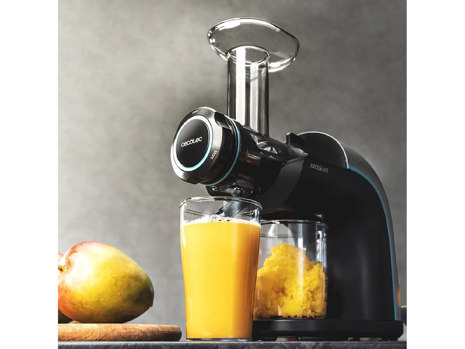 Cecotec Extracteur de jus Juice&Live 2000 EasyClean. 150 W, Filtre facile à nettoyer, vitesse lente 70 tr/min, régulateur de pulpe, 3 niveaux de liquéfaction