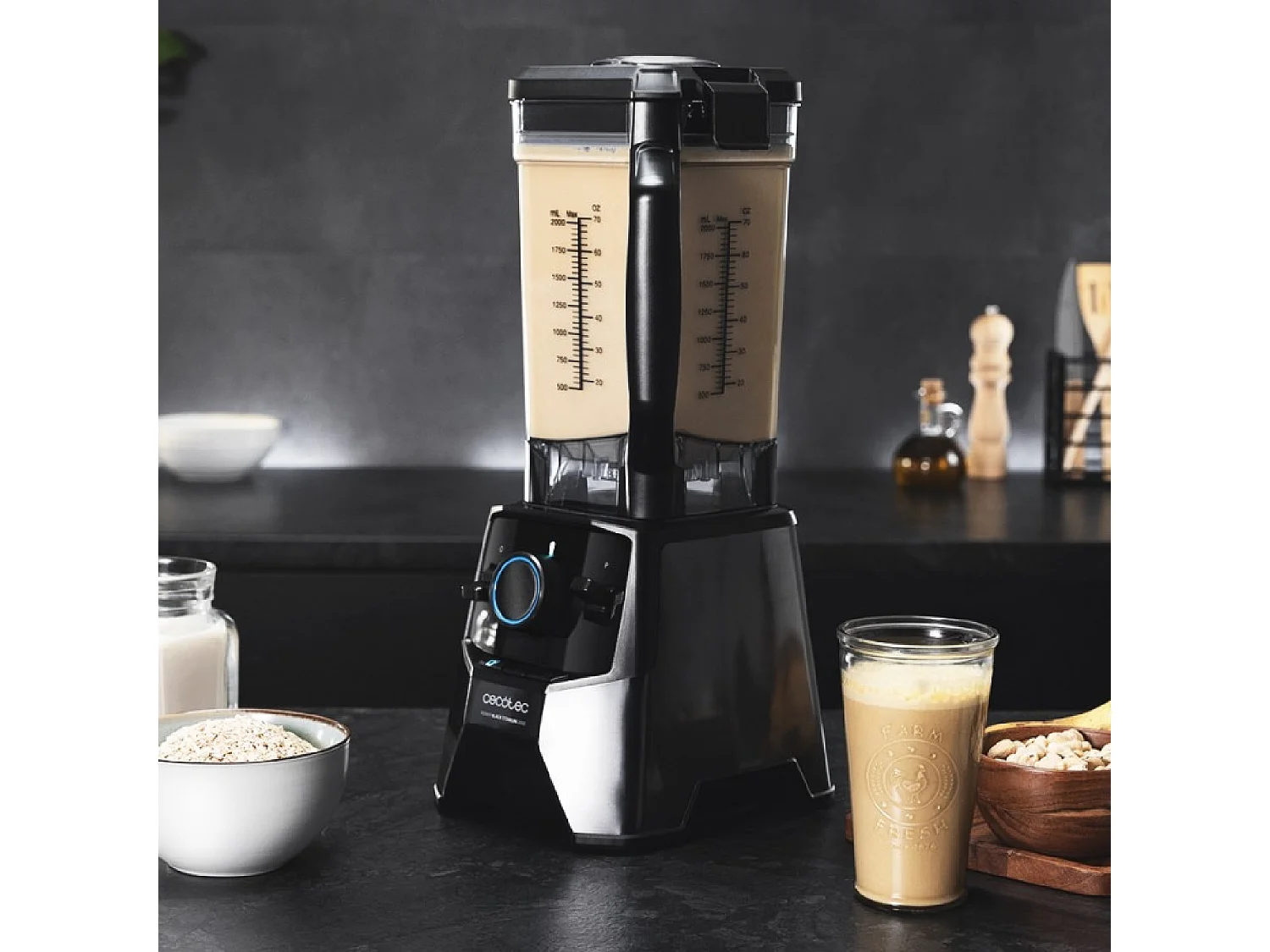 Frullatore a caraffa Power Black Titanium 2000 Pro Cecotec
