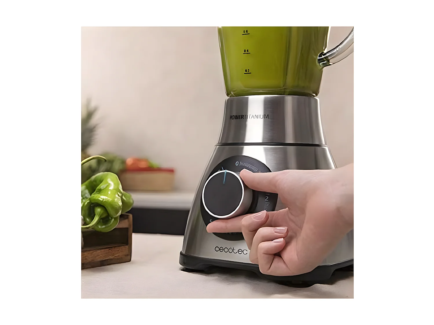 Cecotec Mixeur-blender Power Black Titanium 1000. 1000 W, Lame de 6 feuilles revêtues en titane noir, Bol en verre fondu d’1,5 L 1300 W, Inox