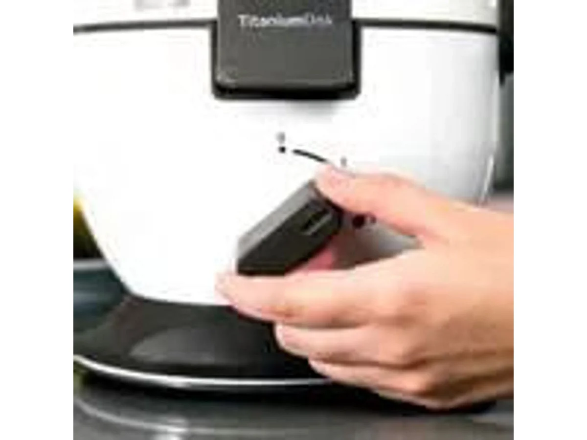 Cecotec Centrifugeuse StrongTitanium 19000. Disque avec Revêtement Titane, Tube d’Embouchure XL, 650W de Puissance Maximale Blanc