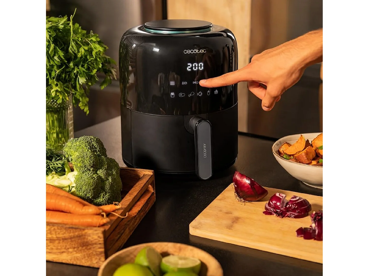 Cecotec Fritadeira dietética manual, compacta, sem óleo, 2,5 l de capacidade e com tecnologia PerfectCook.