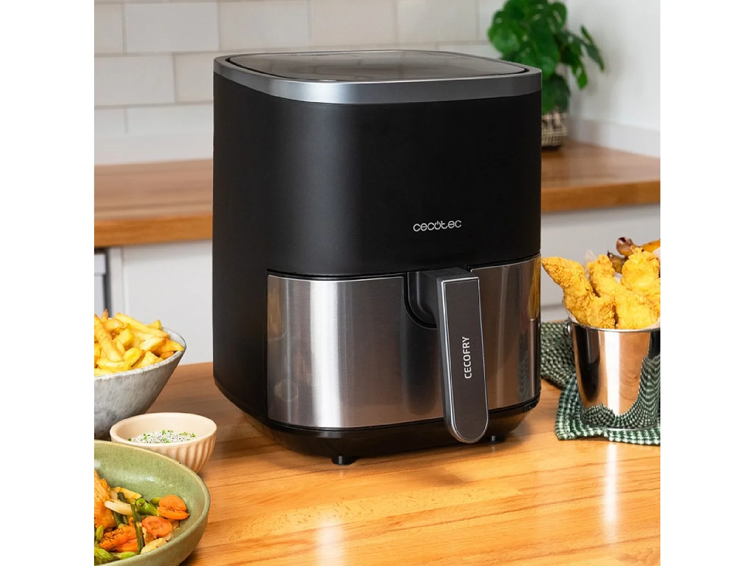 Cecotec Fritadeira dietética digital de 1400 W, 4 l de capacidade e acabamentos em aço inoxidável.