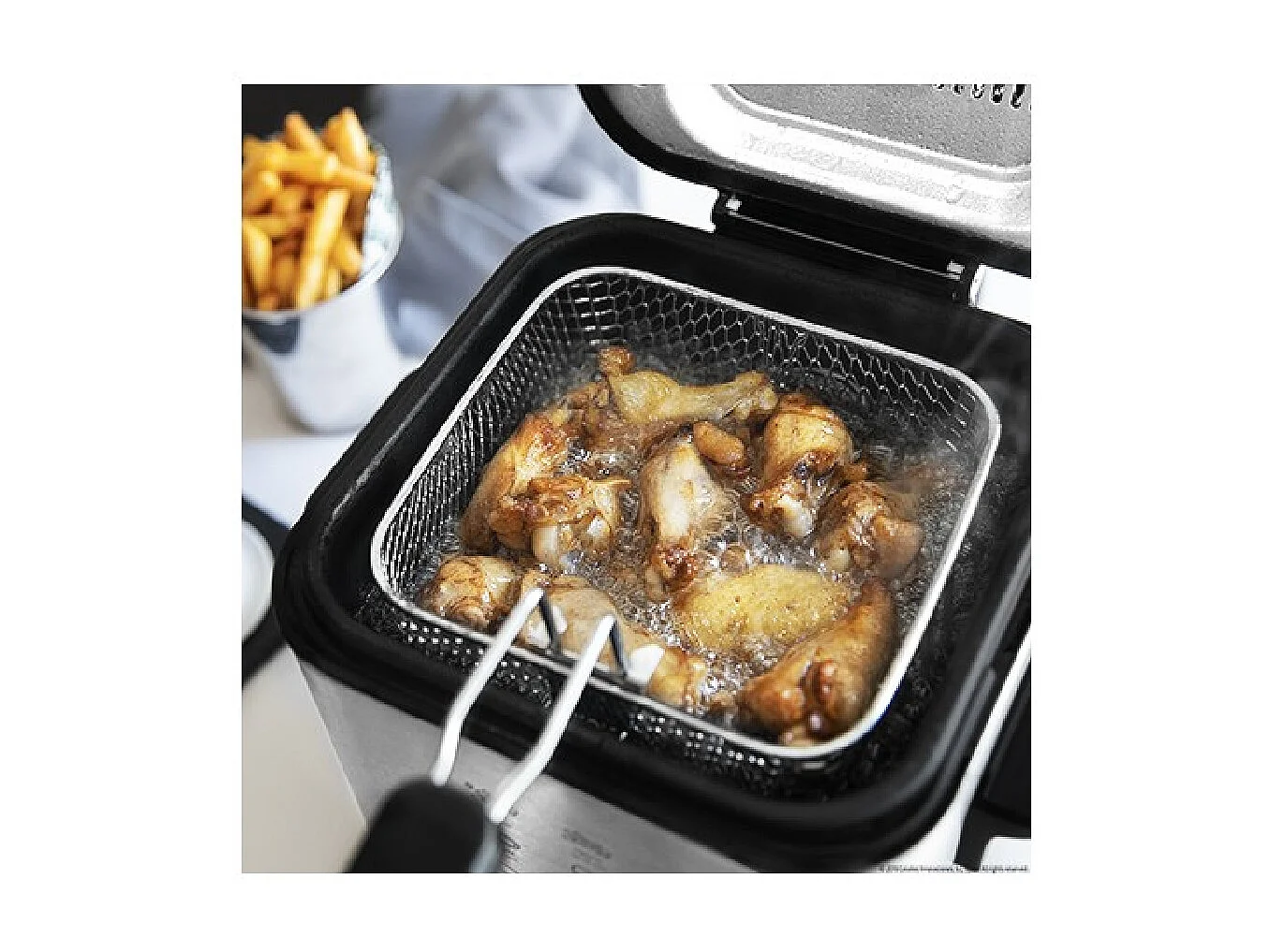 Cecotec Friteuse Électrique CleanFry Infinity 1500. 1.5 L, Jusqu’à 190 ºC, Cuve émaillée, Filtre OilCleaner, Finition en Noir, 900 W.