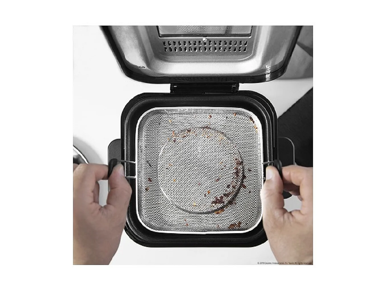 Cecotec Friteuse Électrique CleanFry Infinity 1500. 1.5 L, Jusqu’à 190 ºC, Cuve émaillée, Filtre OilCleaner, Finition en Noir, 900 W.