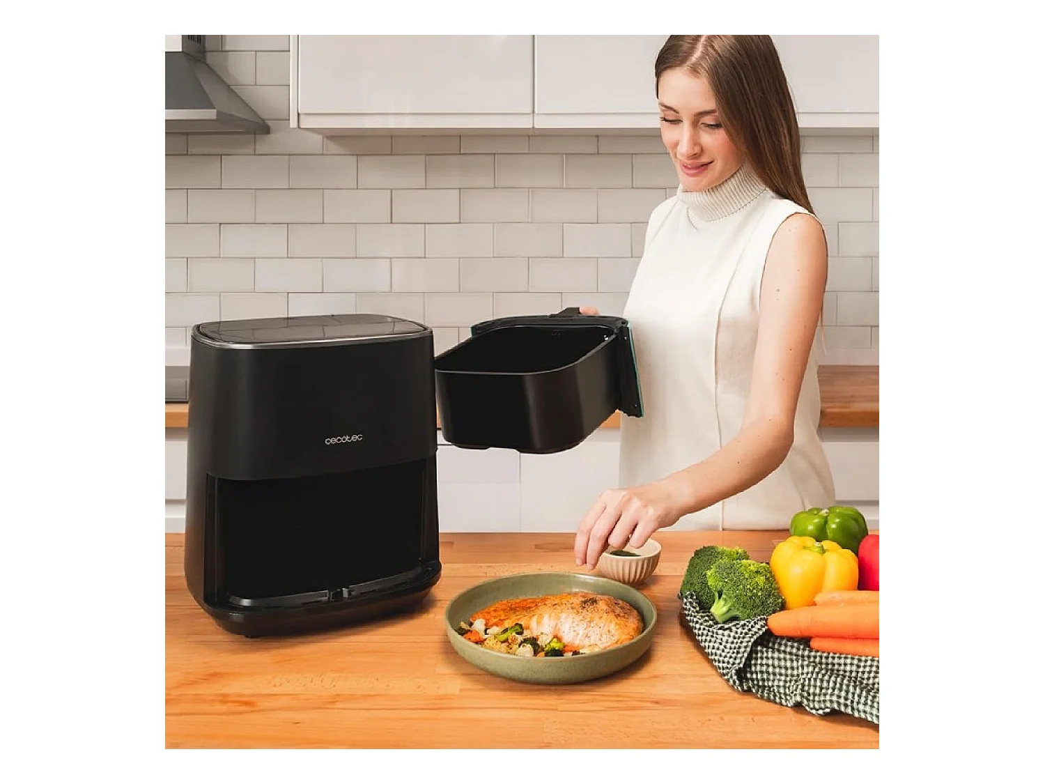 Cecotec Fritadeira dietética digital de 1500 W, 5,5 l de capacidade, acabamentos em aço inoxidável e pacote de acessórios.