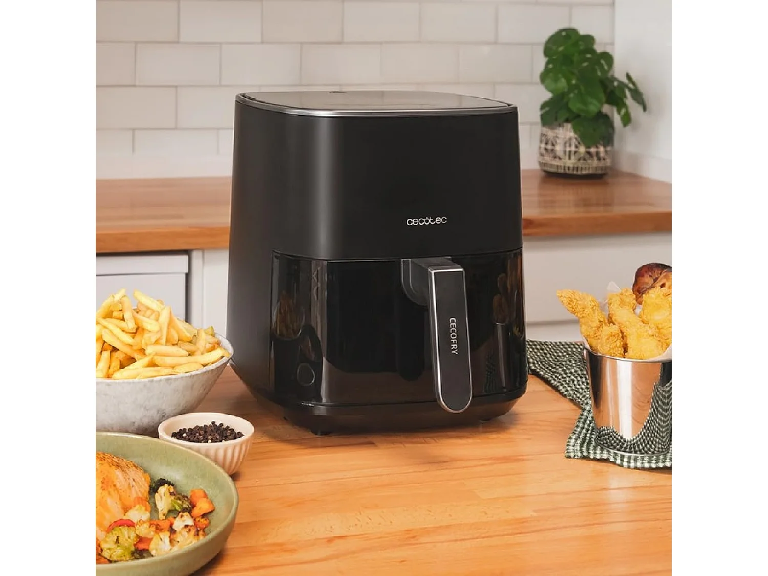 Cecotec Fritadeira dietética digital de 1500 W, 5,5 l de capacidade, acabamentos em aço inoxidável e pacote de acessórios.
