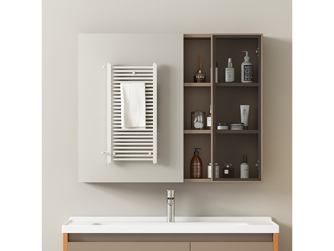 Armadietto A Specchio Pensile Triangolare Per Bagno In Acciaio Inox: 3 Strati, Misura 36x60x19 Cm, Colore Argento, Con Anta Singola