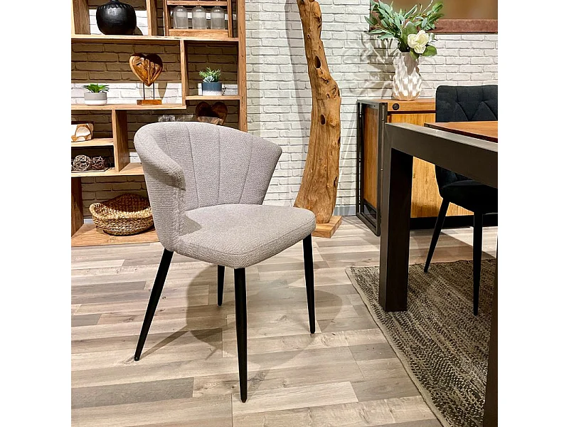 Lot 2 chaises repas en tissu gris clair et pieds métal noir – MONTREAL