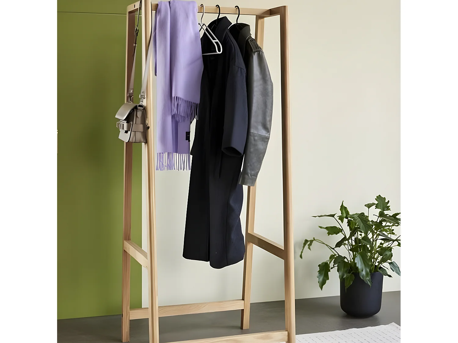 Portant scandinave en bois RALFO