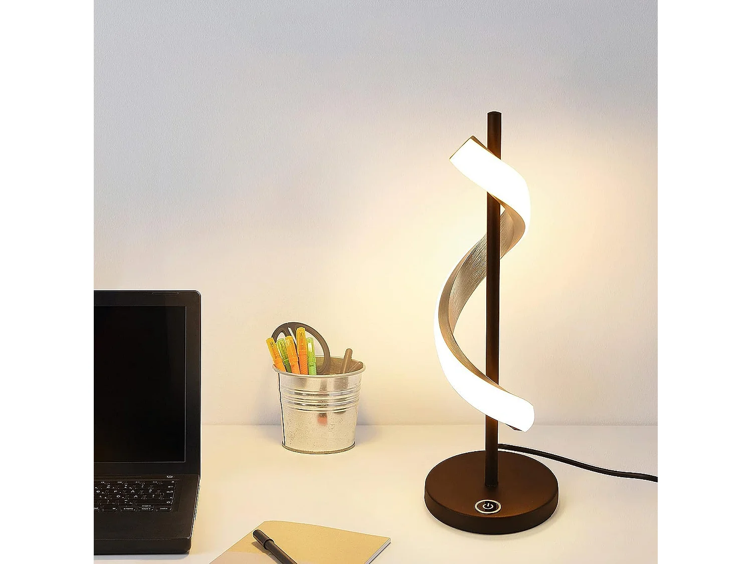 NETTLIFE LED-Nachttischlampe, Touch-dimmbar – Moderne Schlafzimmer-Schreibtischlampe im Wellendesign, 3000 K, Warmweiß, mit 2,1 m Kabel