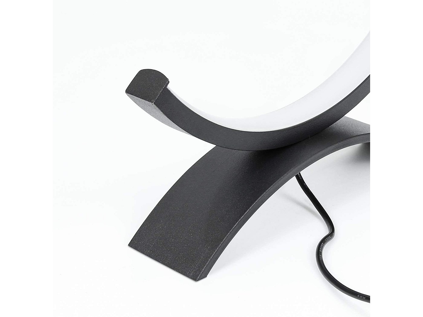 Lámpara De Mesilla De Metal Negra - Con Interruptor En El Cable, Casquillo E14, 18x35 Cm, Ideal Para Dormitorio O Escritorio