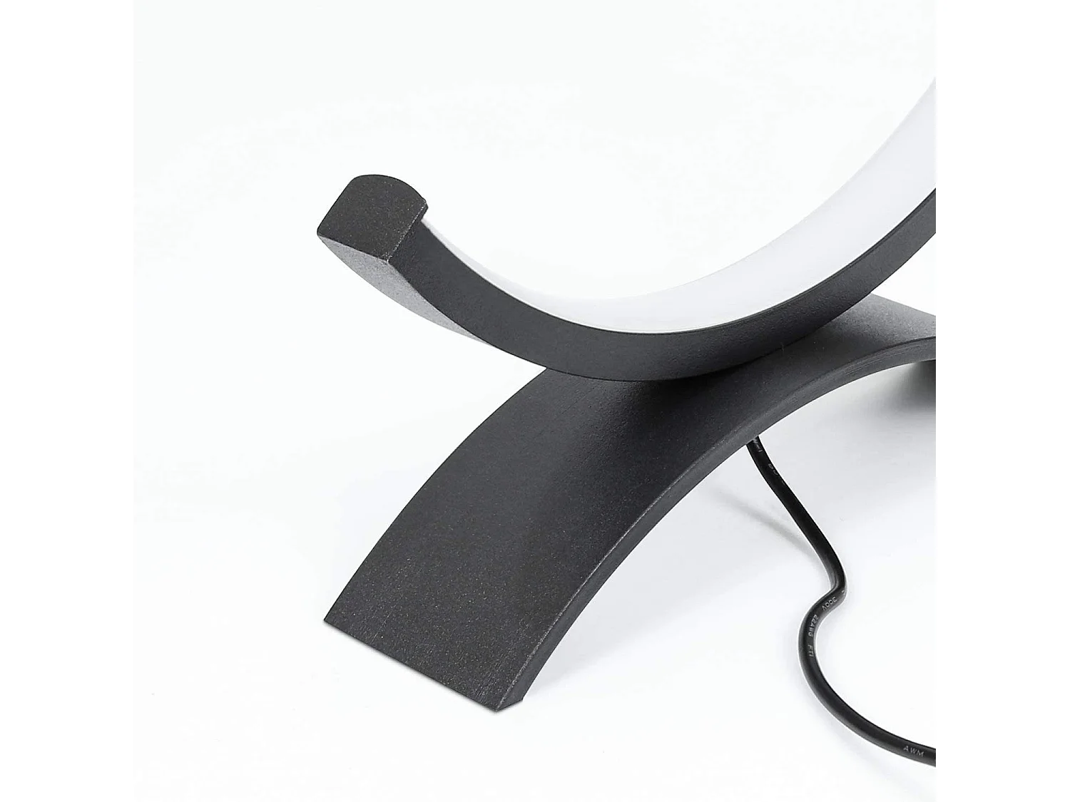 NETTLIFE Lampe de table Led de table à intensité variable - Lampe de chevet noire 7W Design moderne Lampe de lecture avec câble 3M