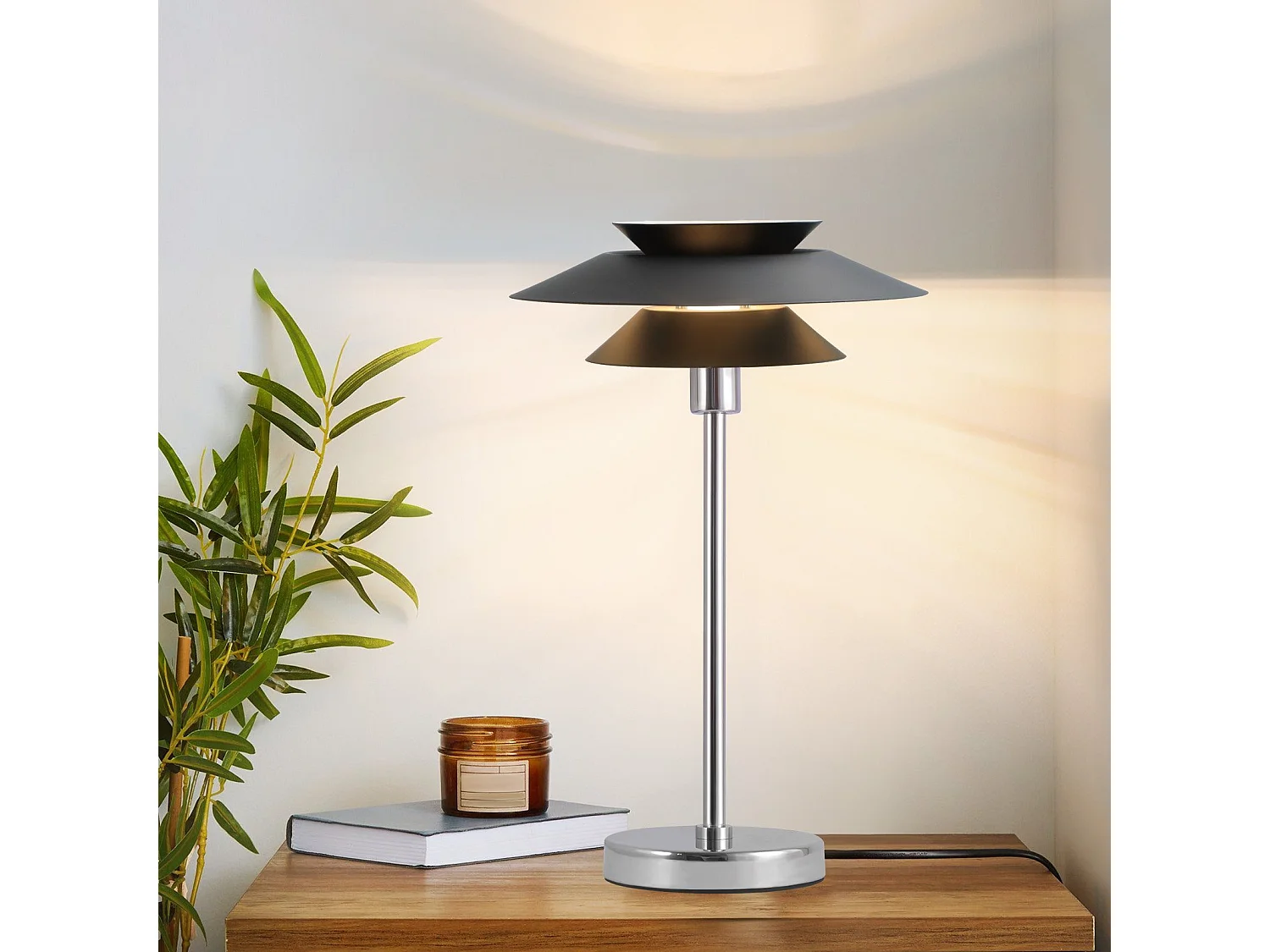 NETTLIFE Lampe de table noire Lampe de chevet moderne E14 1 flamme Salon Lampe de table métal design avec câble Lampe de chevet