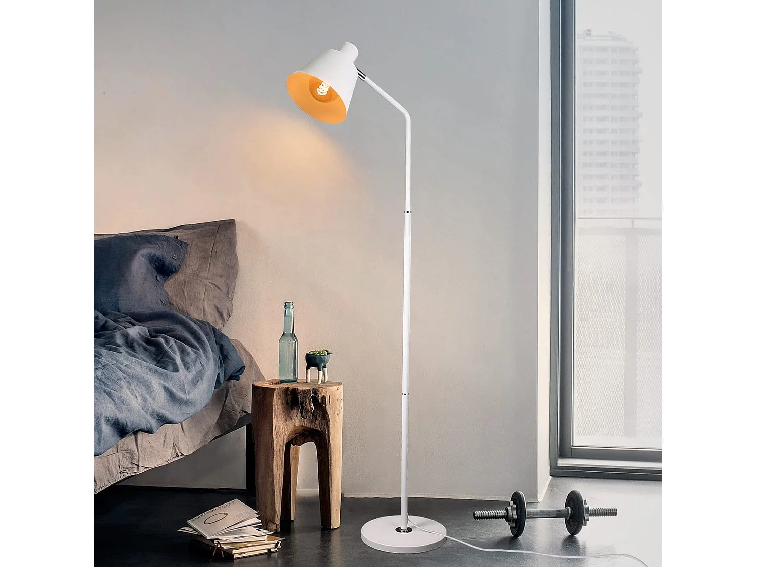 Lampe Sur Pied Debout Vintage 166 Cm Design Rétro Blanche En Métal Avec Douille E27 Maximum 40 W