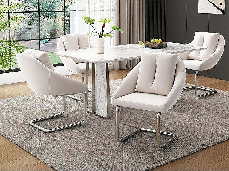 Set mit 4 Samtstühlen – Metallstruktur – Beige