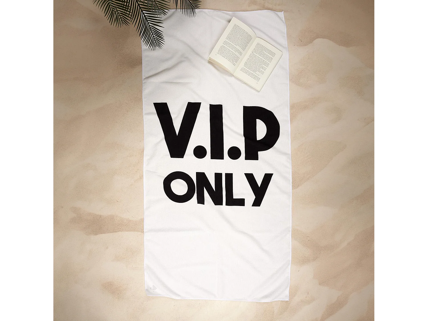 Drap de plage 70x140 cm en polyester KANEOHE modèle "VIP Only" blanc et noir