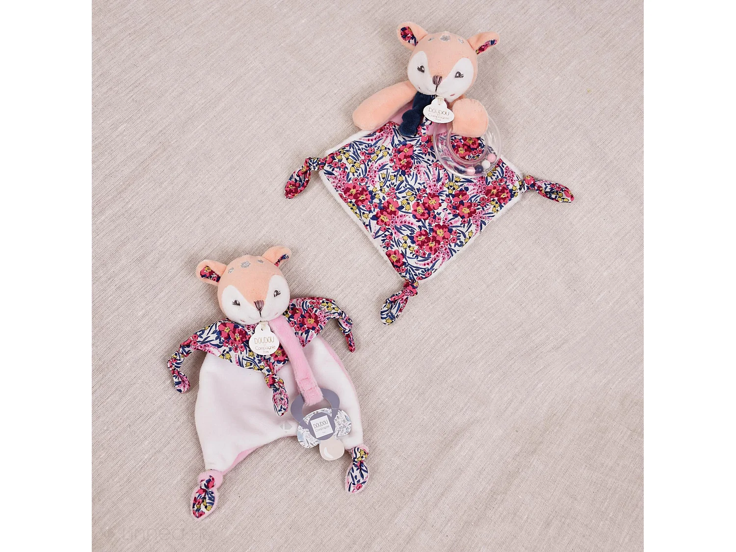 Doudou sucette 20 cm polyester BOH'AIME faon rose multicolore