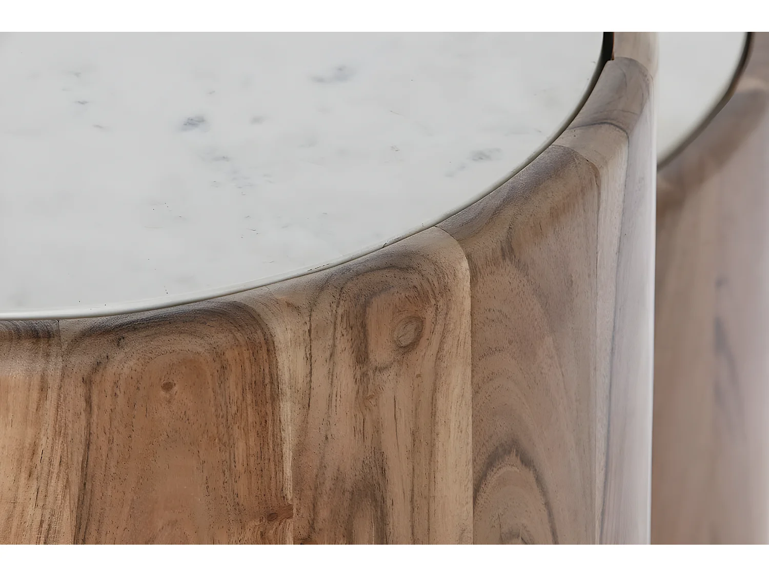 Lot de 3 tables d'appoint en bois d'acacia coloris naturel