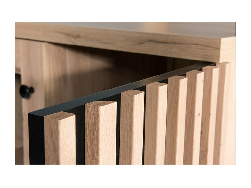 Porta TV Hendall in rovere con gambe in metallo nero