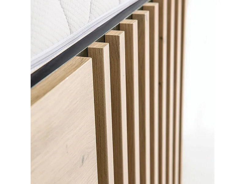 Lit style chêne 160 x 200 cm avec coffre de rangement Hendall