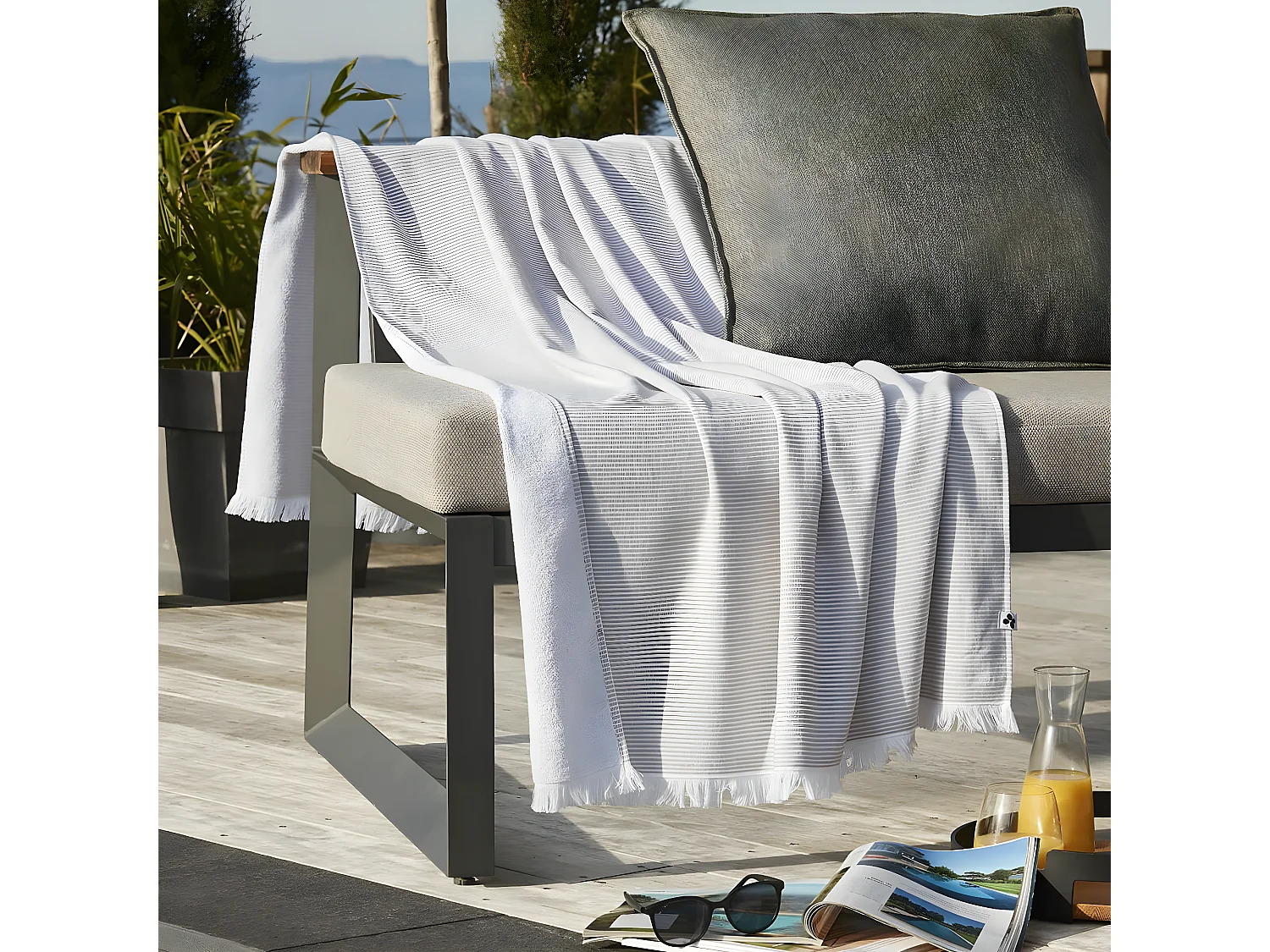 AMAL - Fouta Coton tissé + éponge 95 x 180 cm Coloris Nénuphar