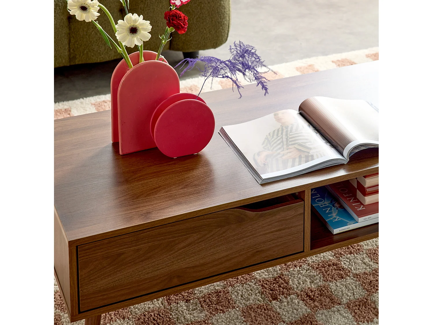 Mesa de centro vintage de madera de nogal nogal