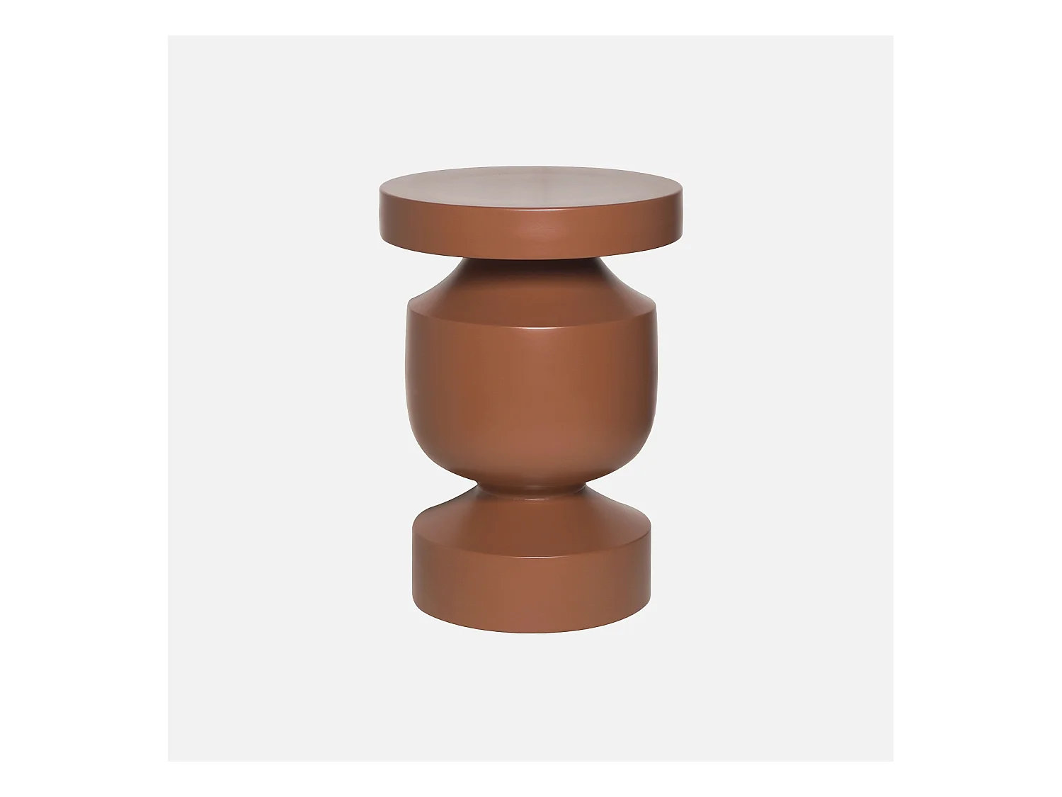 Table d'appoint. bout de canapé. table de chevet en métal coloris terracotta. Alma. Ø30.5 x H 46.5cm