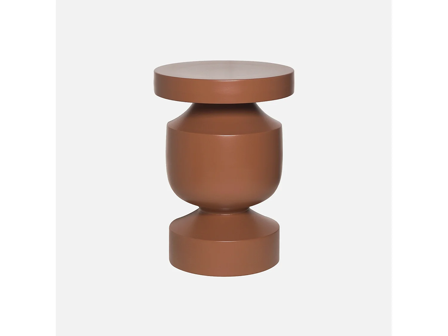 Table d'appoint. bout de canapé. table de chevet en métal coloris terracotta. Alma. Ø30.5 x H 43.5cm