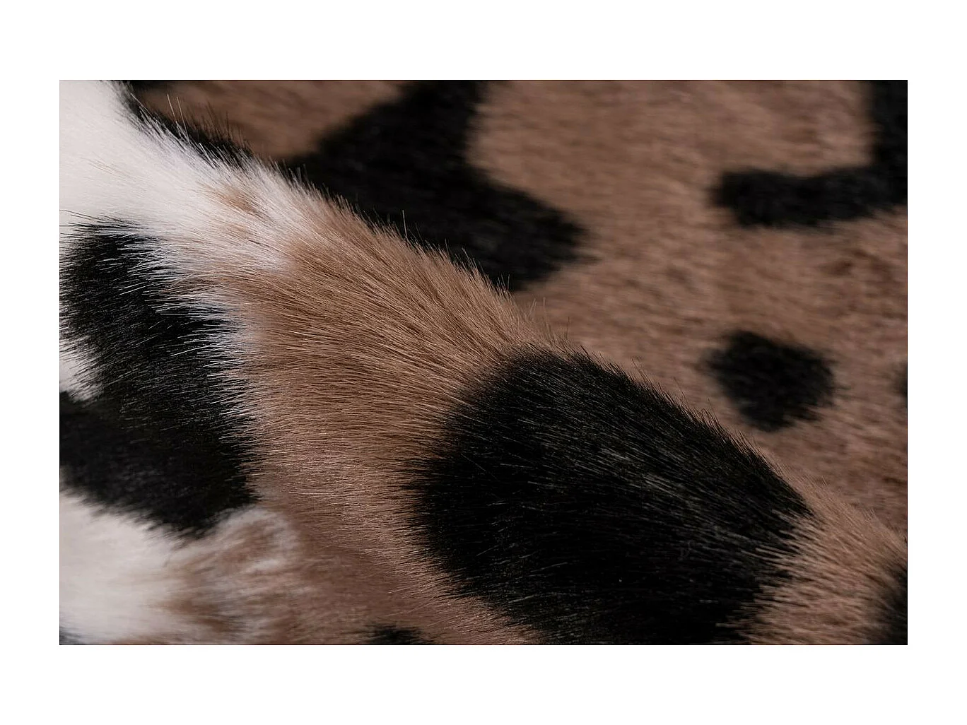 Tapis Imitation Peau de Léopard "Desert" 160x230cm Marron & Blanc