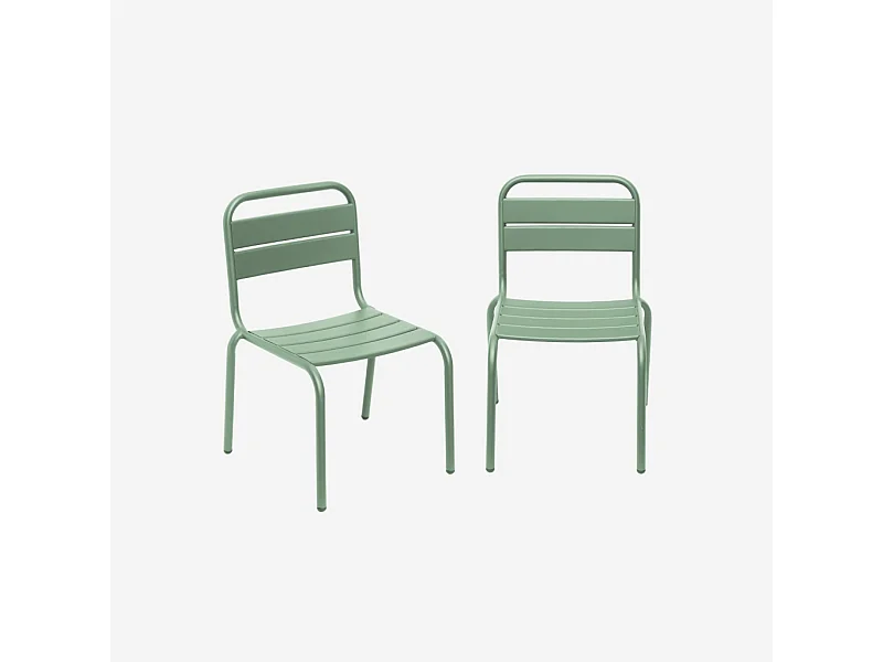 Lot de 2 chaises en métal vert clair pour enfant. salon de jardin enfant