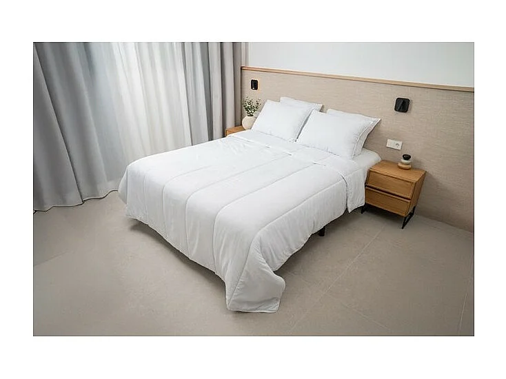 KGS Couette d’Hiver Promo Linge – Couette Chaude Douce Soft Touch 400GSM – Antibactérien