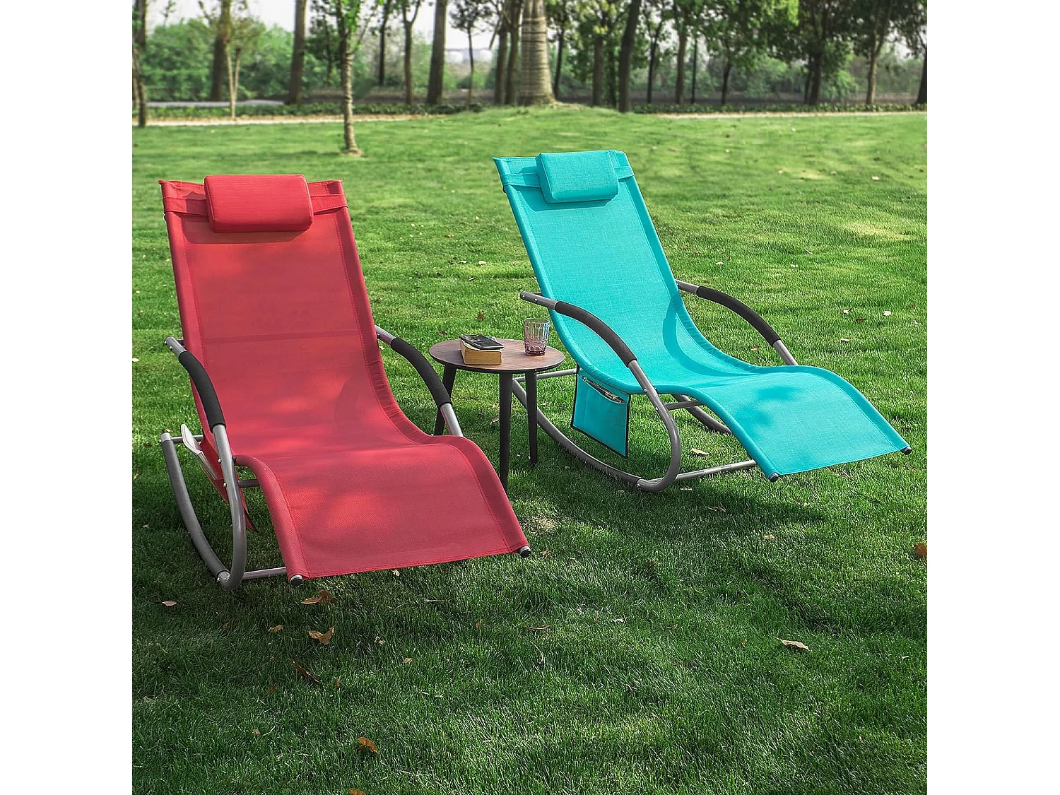 SoBuy 2 X Sdraio da giardino Poltrone a dondolo con poggiatesta e tasca Blu OGS28-HBX2