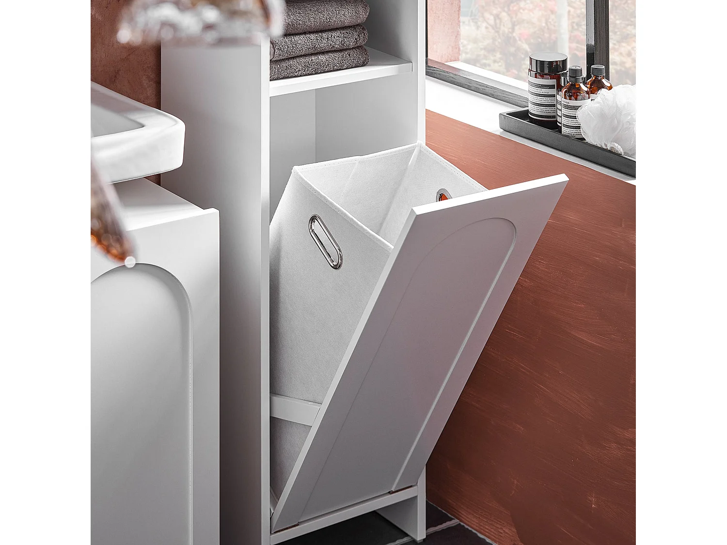 SoBuy BZR161-W Meuble Bas de Salle de Bain Corbeille à Linge Meuble de Rangement avec 1 Compartiment et 1 Panier à Linge Amovible