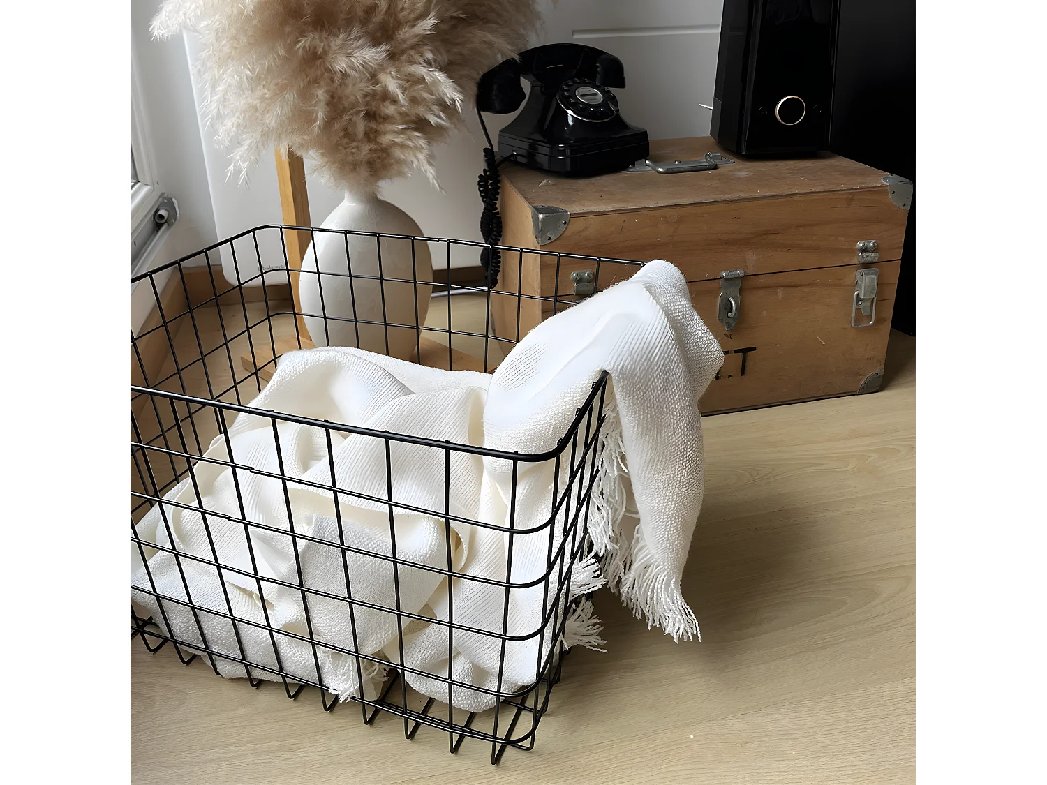 Draadmand zwart groot model H28 cm