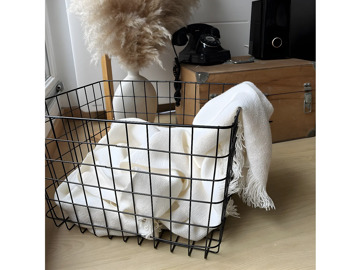 Draadmand zwart groot model H28 cm