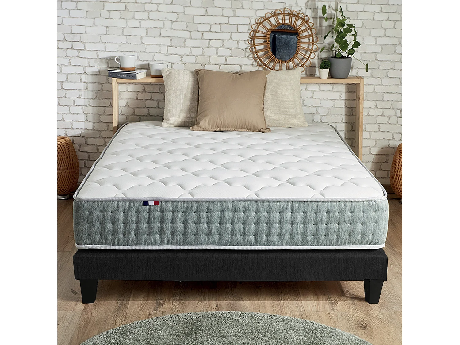 Ensemble matelas Ressort 7 zones HYGGE + Sommier + couette + oreillers Fabriqué en France Dimensions - 140 x 190 cm, Sommier - Noir