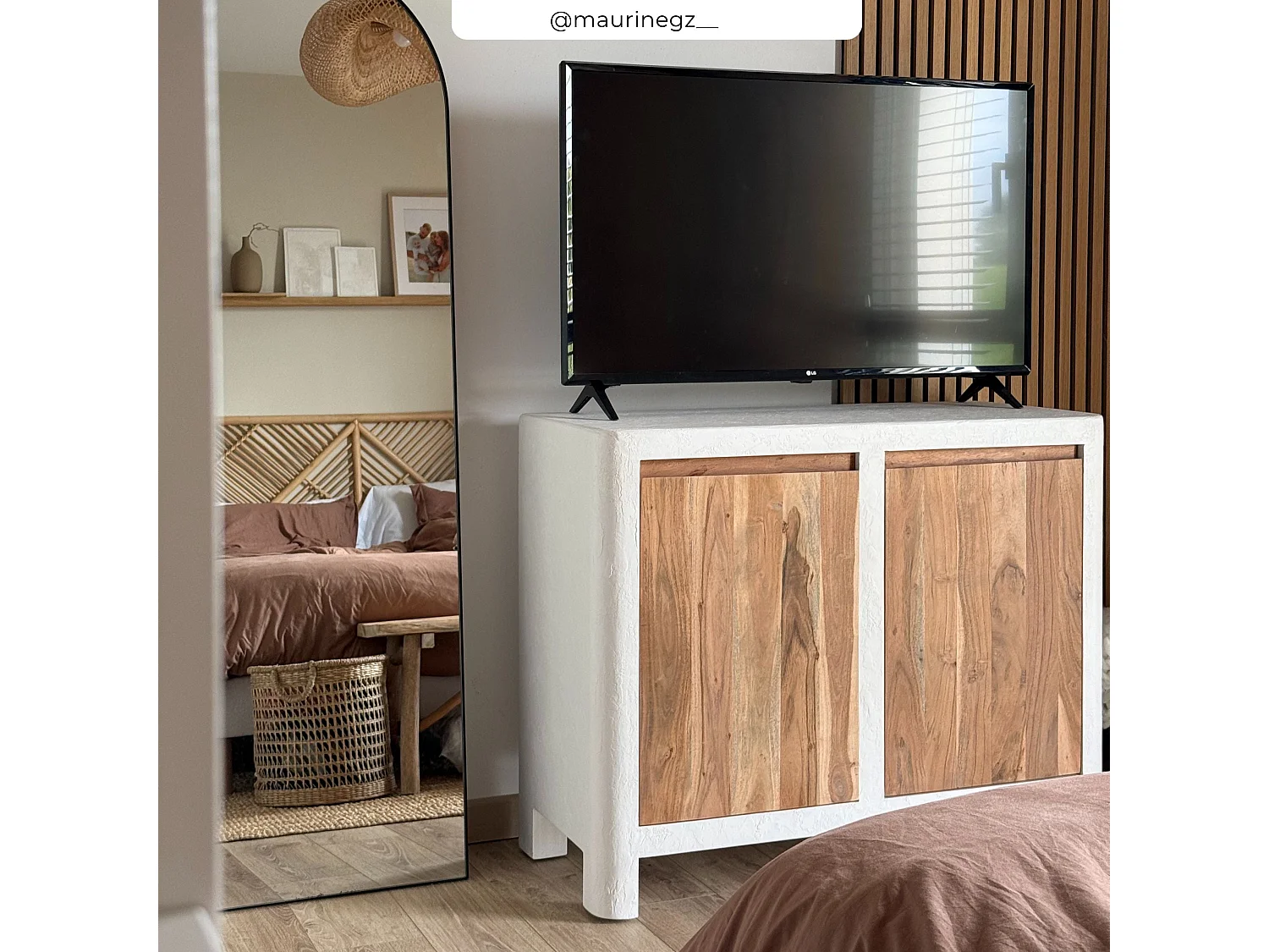 Piccolo buffet in calcestruzzo bianco sporco e legno di acacia - Tierra