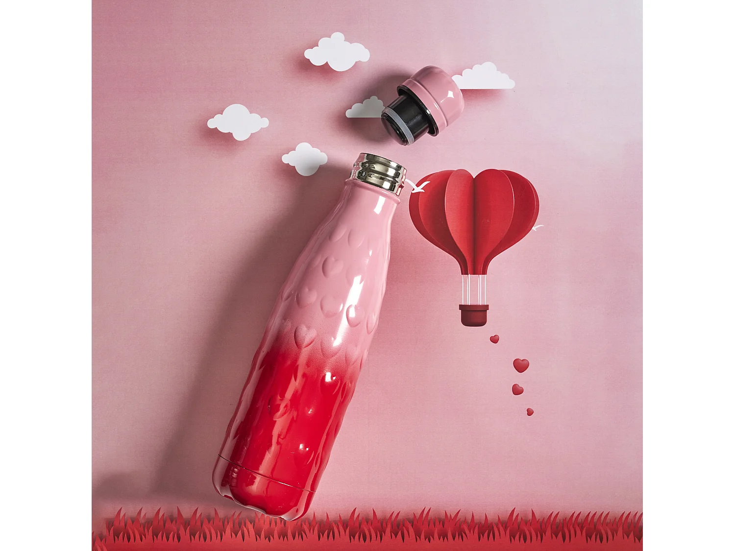 Coffret Bouteille Embossee Avec Porte Clef Rouge, Rose