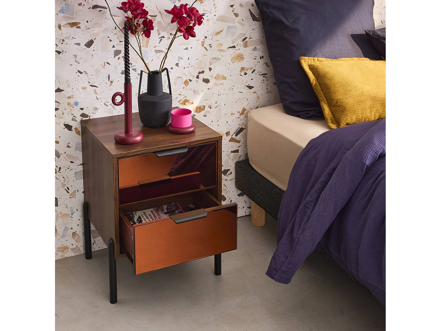 Comodino vintage a 2 cassetti con effetto legno, noce