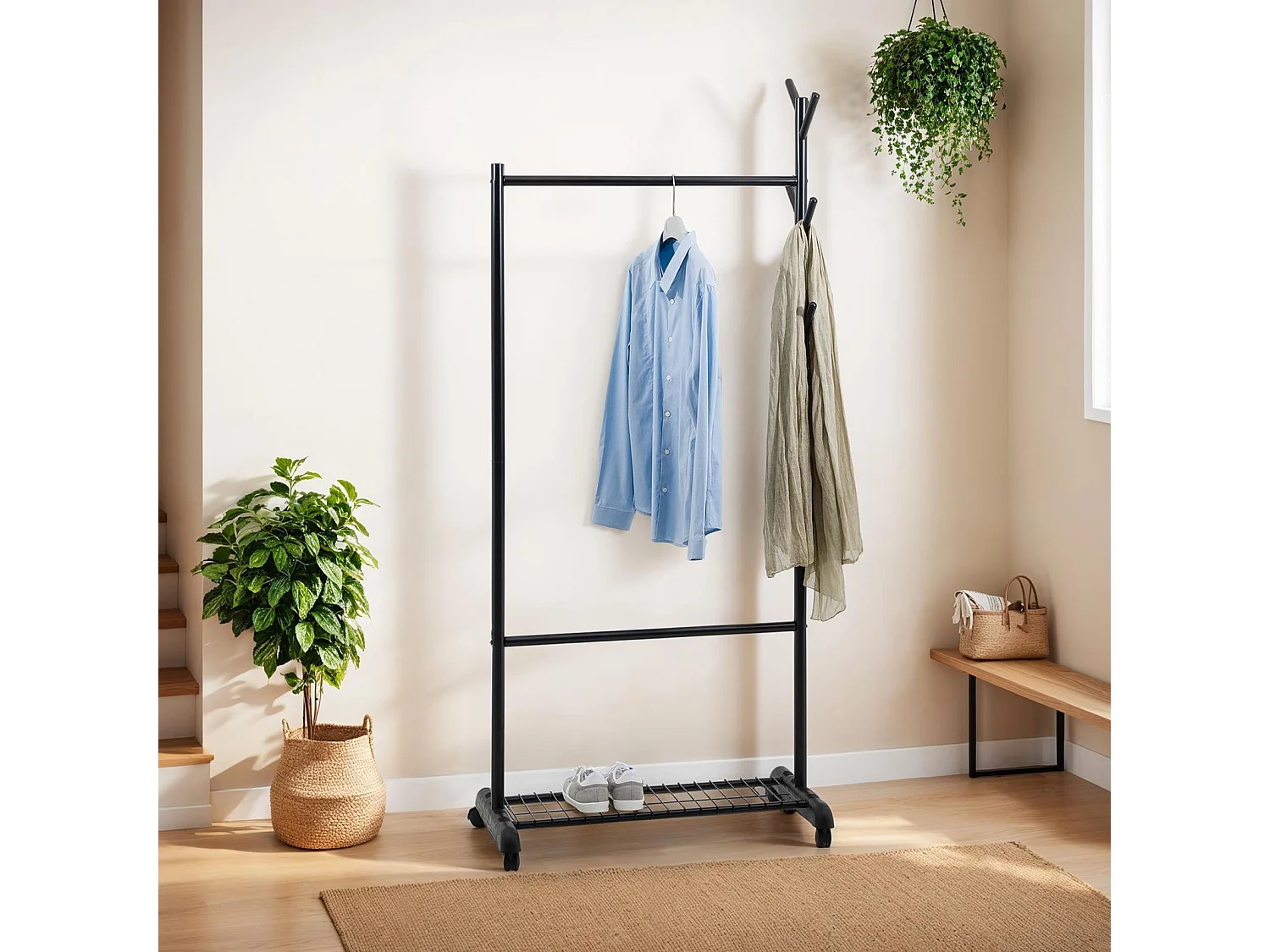 Penderie mobile AURIGO avec portemanteau, portant à vêtements sur roulettes, avec étagère à chaussures, en métal laqué noir