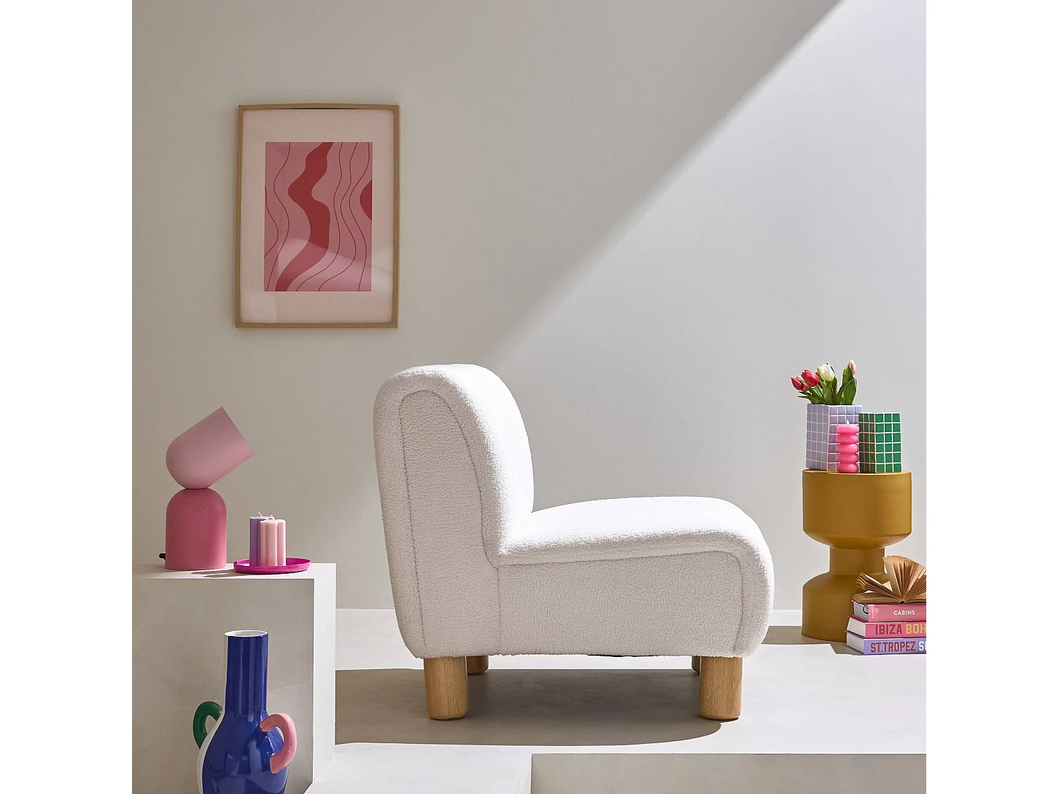 Fauteuil relax pieds arrondis en bois et tissu crème blanc