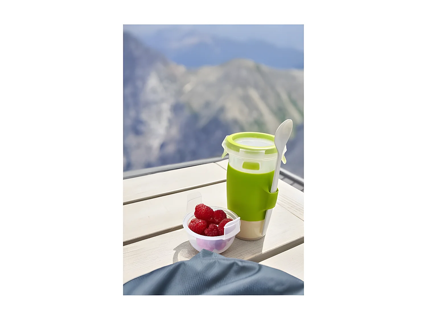 Mug à yaourt 0,45L + cuillère clip&go Emsa