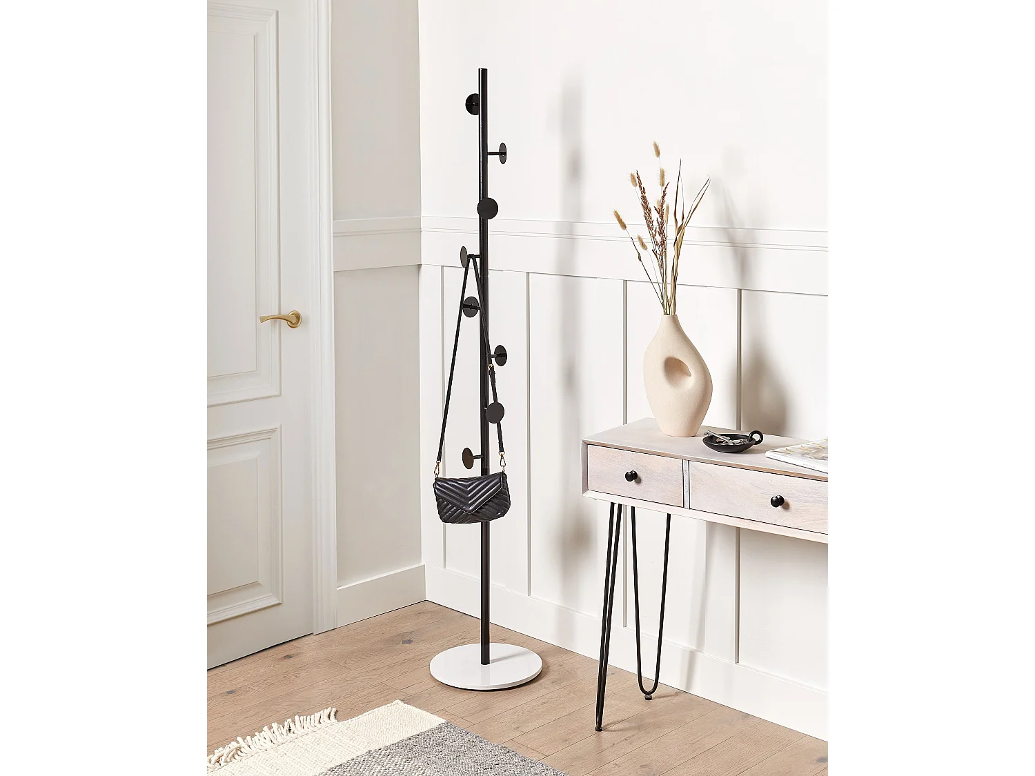 Wieszak na ubrania NOTUS Czarny