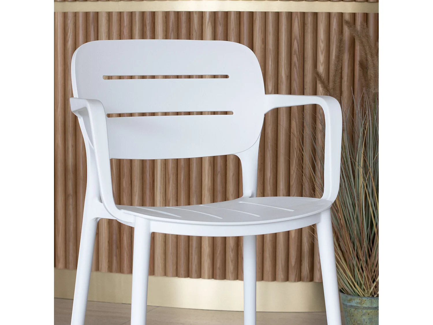 Now's Home - Lot De 4 Fauteuils De Table Blanc Extérieur En Polypropylène