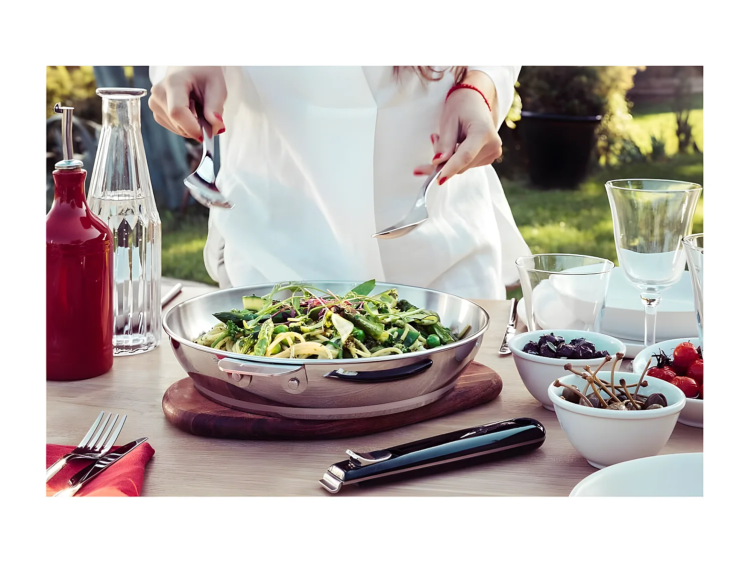 Lagostina Lot de 2 poêles inox 24 et 28 cm + poignée - 012138600003