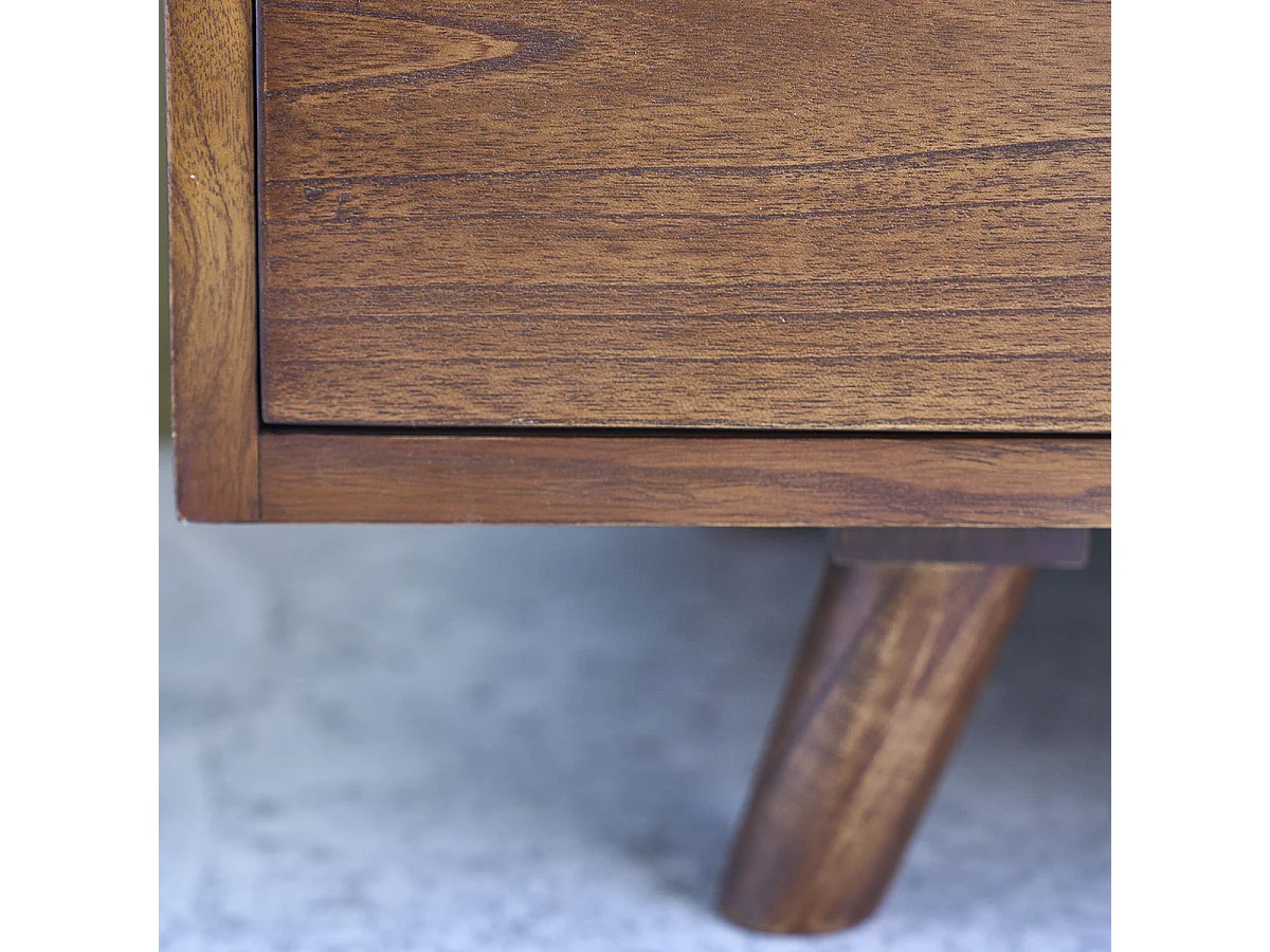 Tavolino in legno massello di mindi con finitura in noce 140 cm