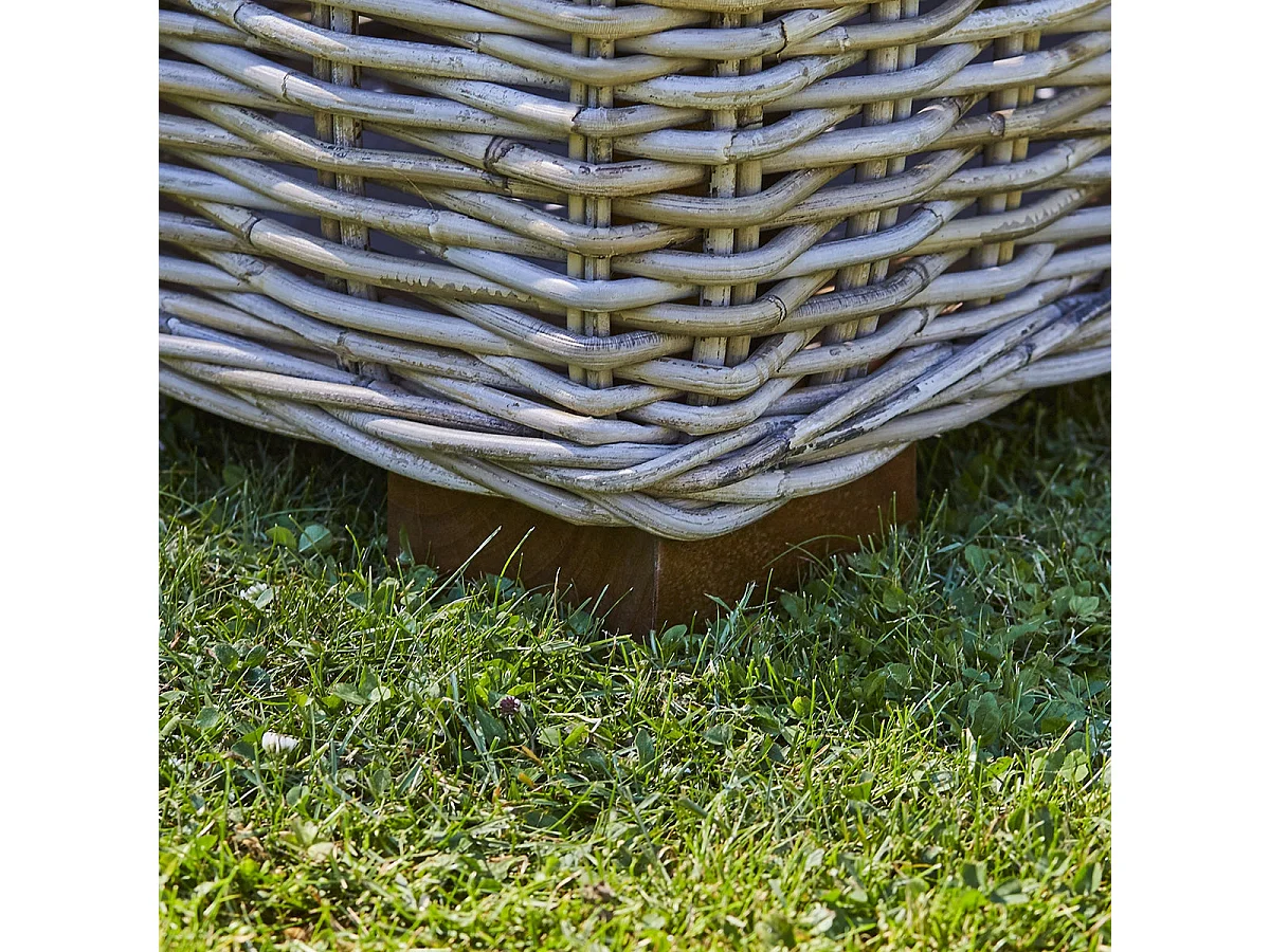 Table basse rectangulaire en kubu naturel